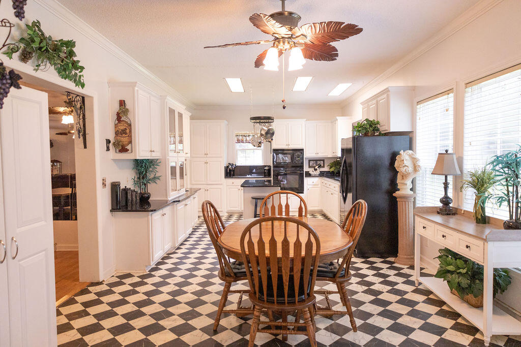 1811 Zion Road Dorchester, SC 29437 - Photo 9 of 27 8