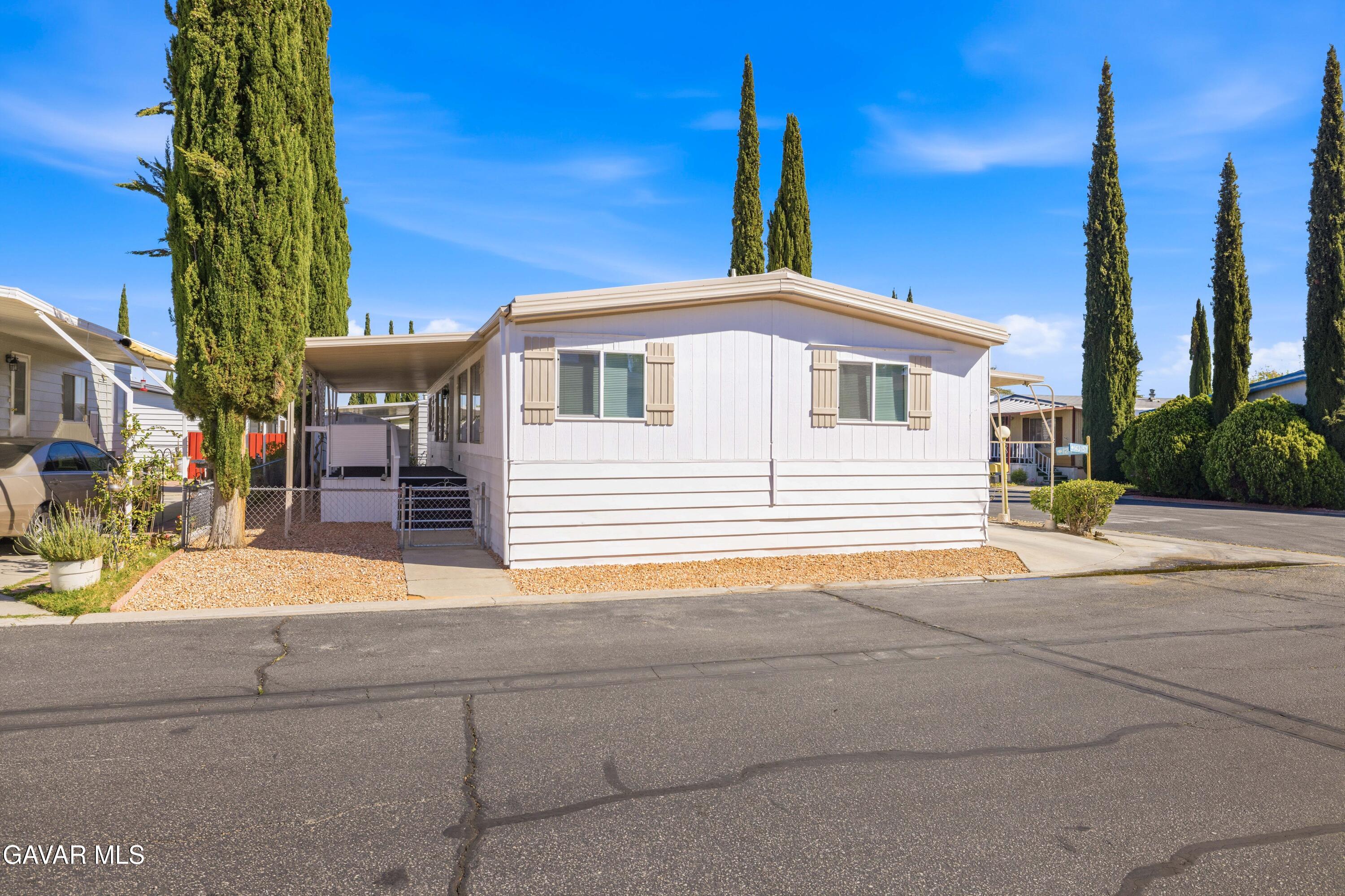 4444 Avenue R Palmdale, CA 93552 - Photo 2 of 24 4444 E Ave R #143-2
