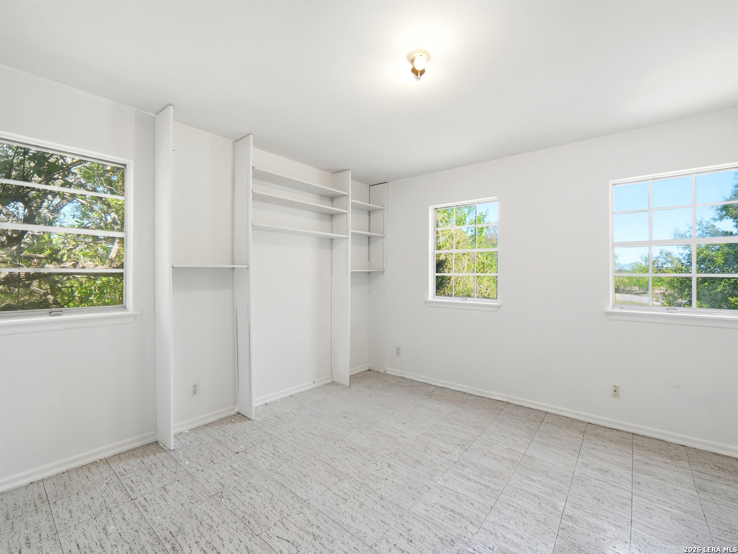 300 Ave M Hondo, TX 78861 - Photo 20 of 37 a view of an empty room with a window