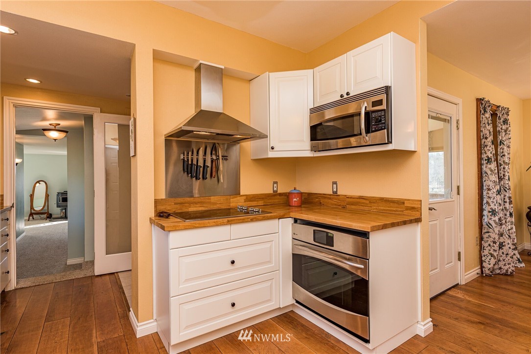 2711 Blue Mountain Road Port Angeles, WA 98362 - Photo 13 of 34 Gallery Image 13