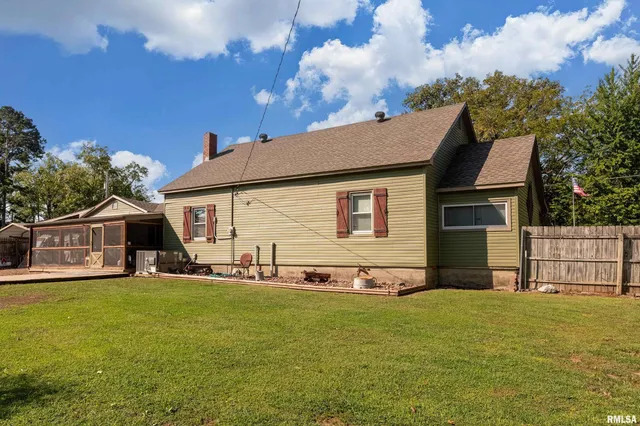 $120,000 | 2815 Jones Street, Eldorado, IL 62930