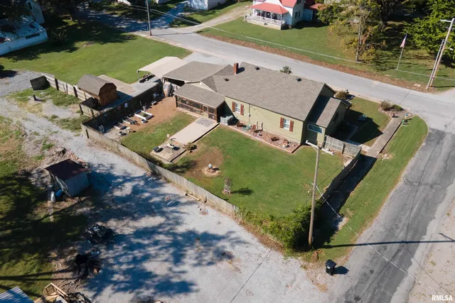 $120,000 | 2815 Jones Street, Eldorado, IL 62930