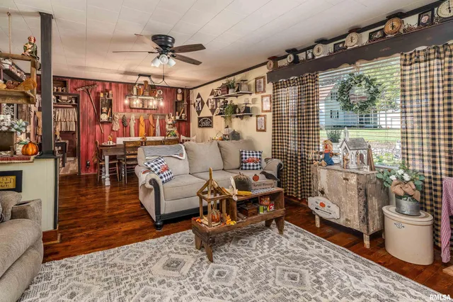 $120,000 | 2815 Jones Street, Eldorado, IL 62930