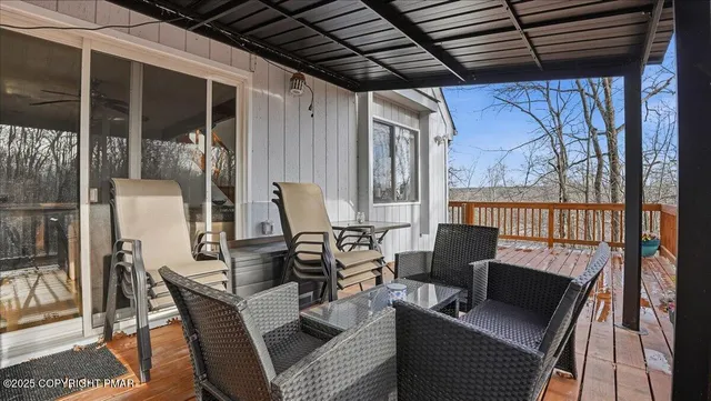 $252,000 | 109 Saunders Drive, Bushkill, PA 18324