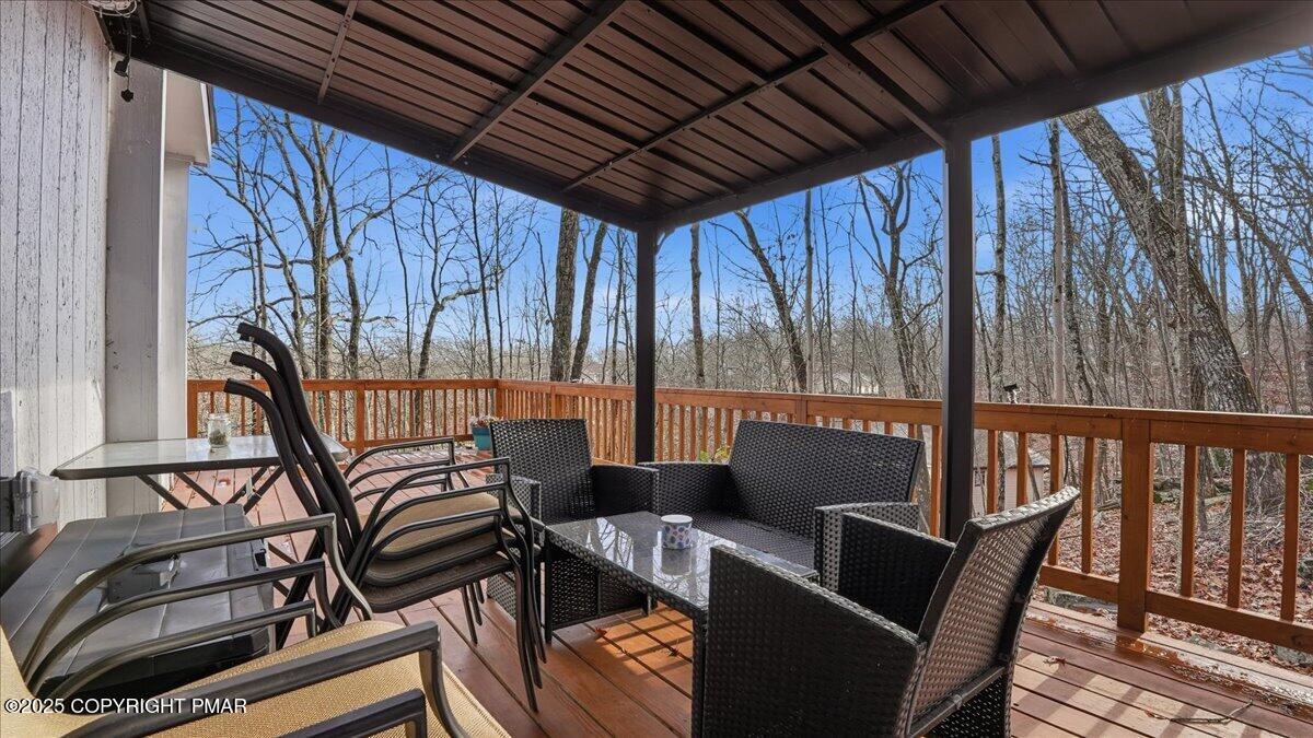 109 Saunders Drive Bushkill, PA 18324 - Photo 52 of 106 058-066_Photo Dec 01 2025, 2 50 32 PM (1