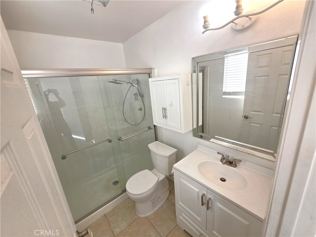 6848 Holbrook Way Riverside, CA 92504 - Photo 5 of 25