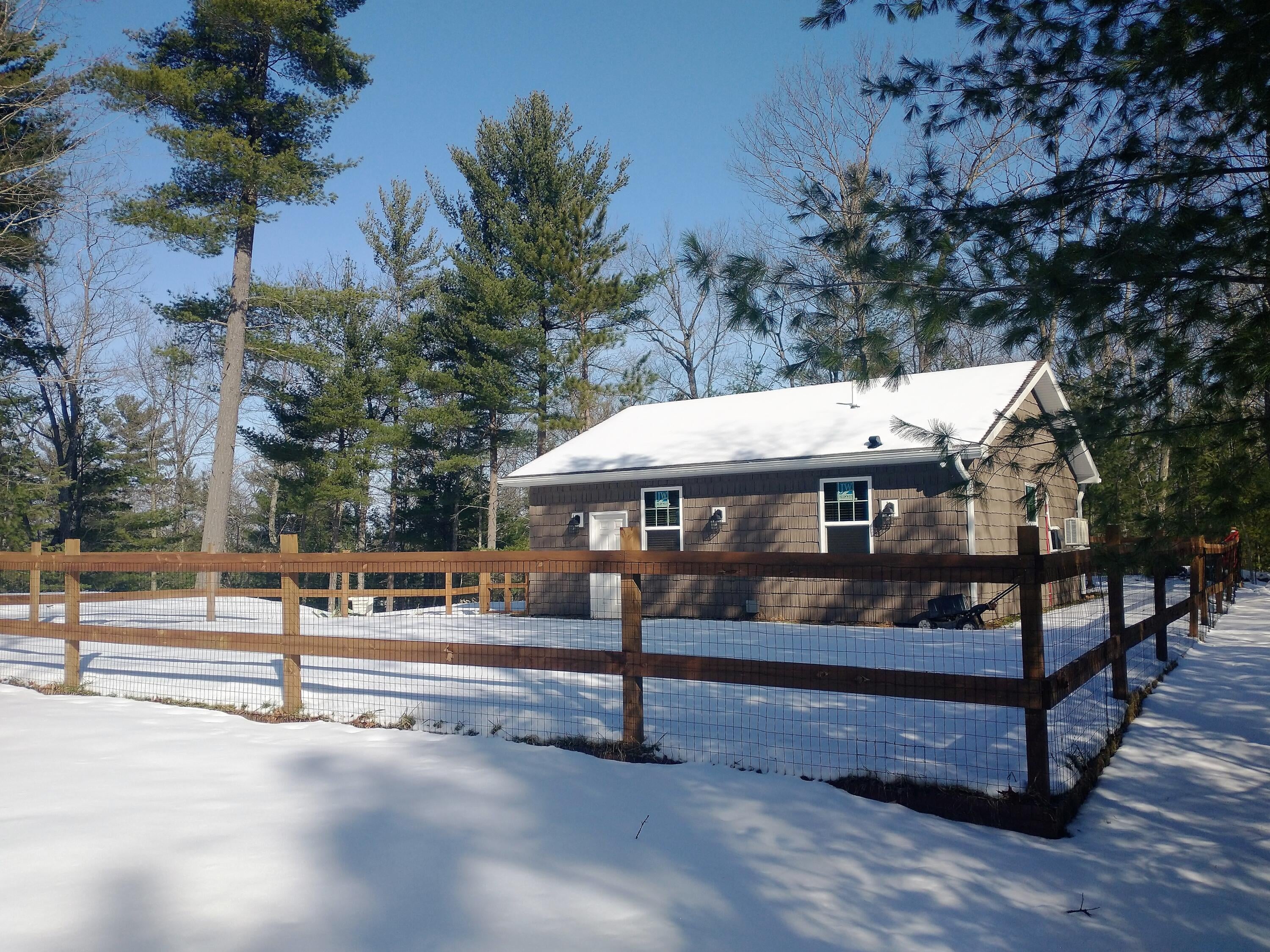 947 Wintree Road Indian River, MI 49749 - Photo 3 of 25 Gallery Image 3