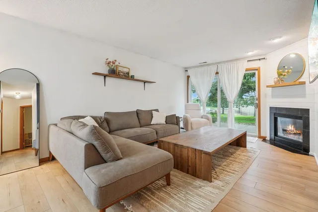 $274,900 | 1104 Balsam Court, Unit 20B, New Richmond, WI 54017