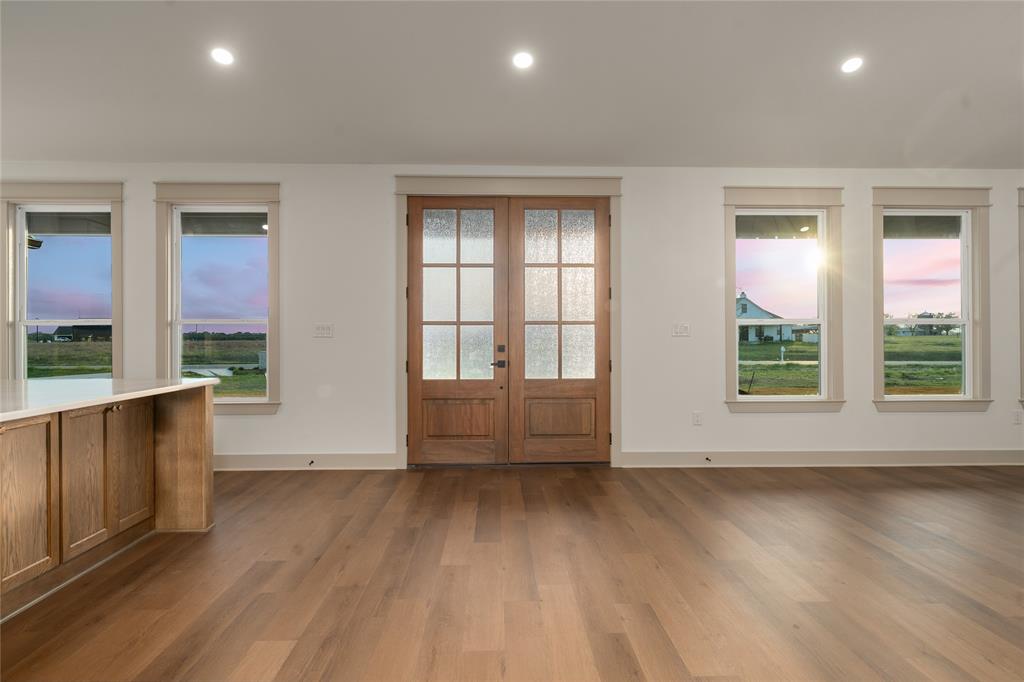 260 Willow Moon Ranch Road Crawford, TX 76638 - Photo 5 of 34