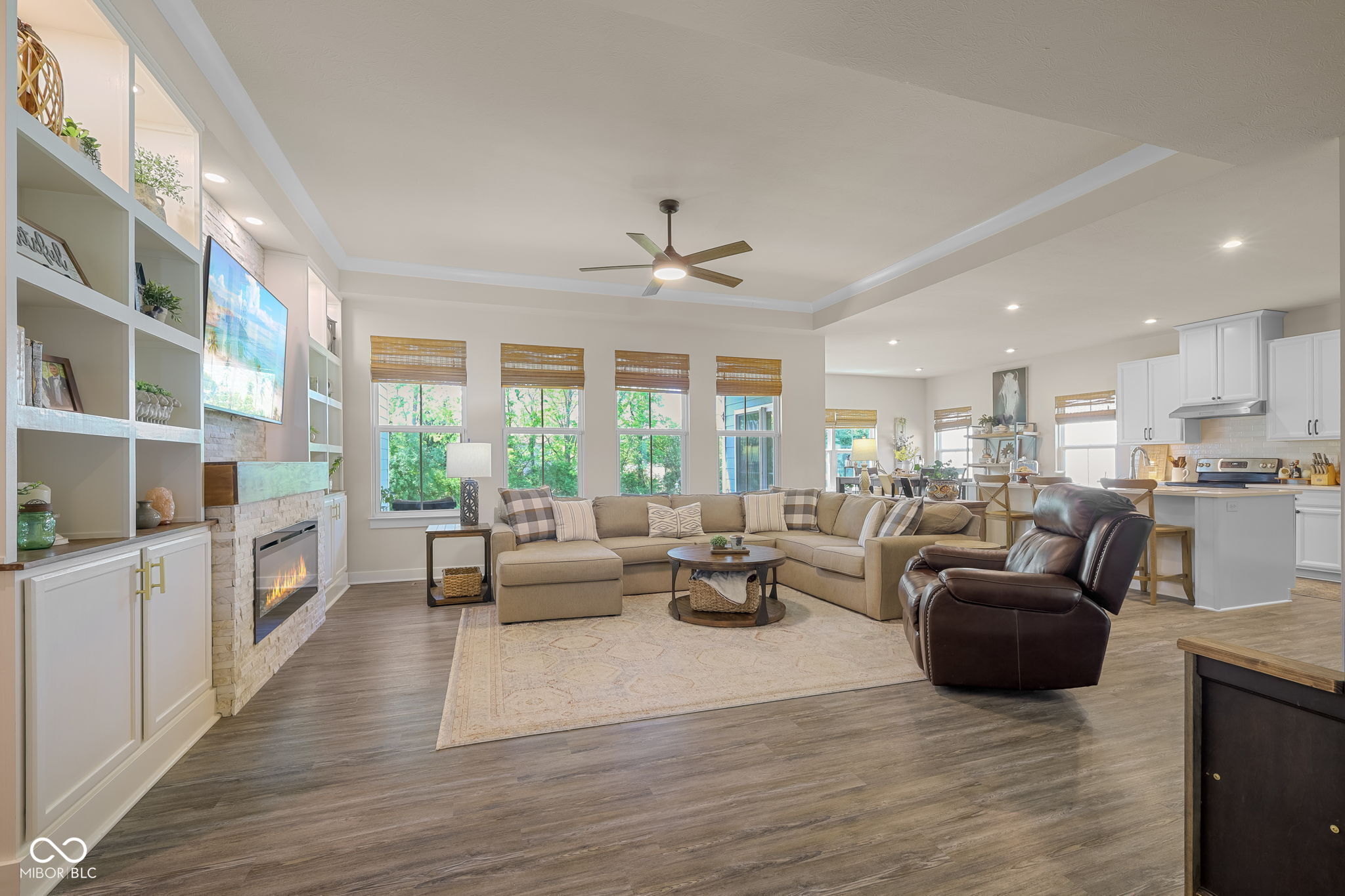 245 Bohicket Road Whiteland, IN 46184 - Photo 4 of 33