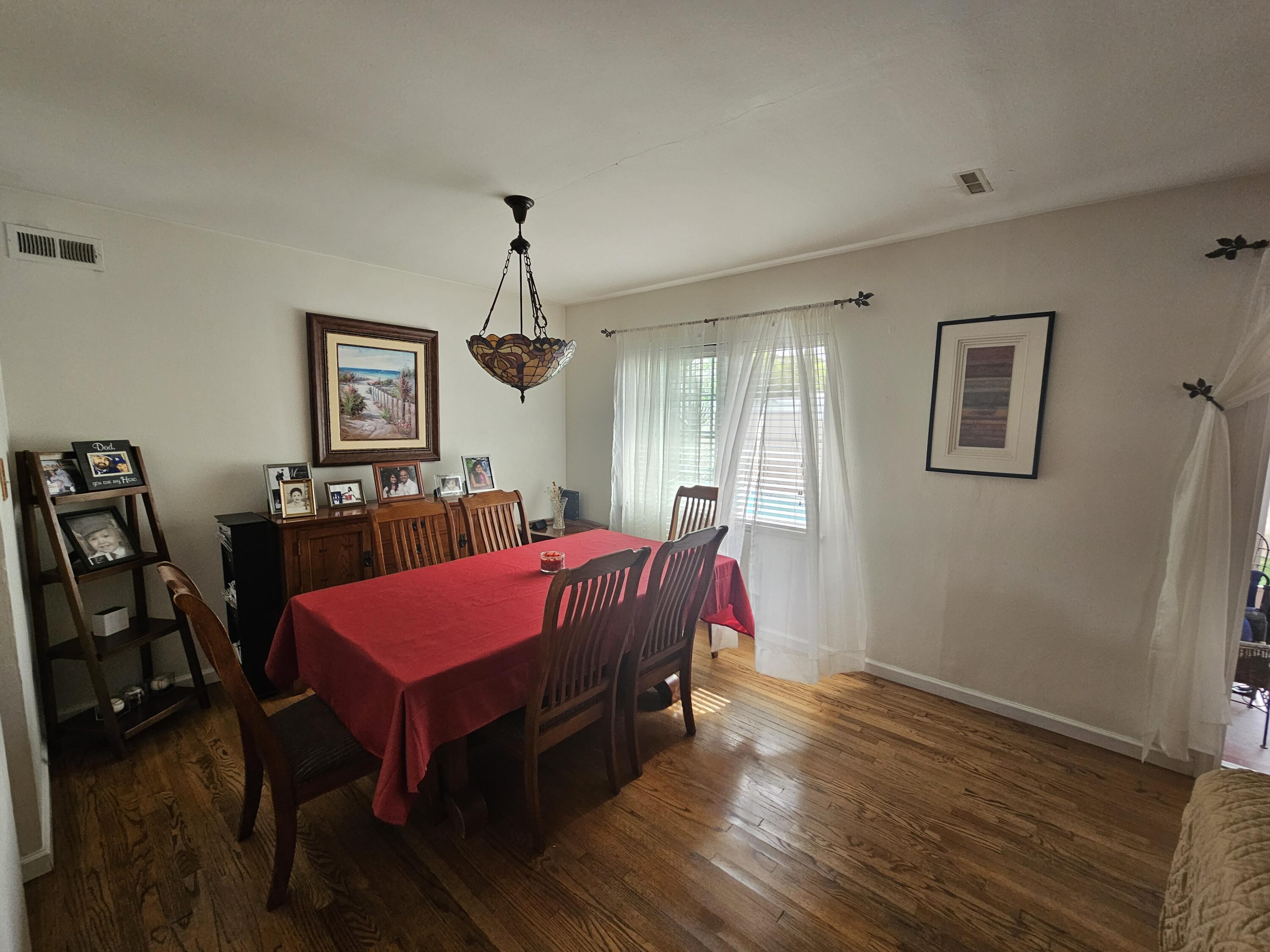 15062 Neartree Road La Mirada, CA 90638 - Photo 8 of 12 20241017_115157