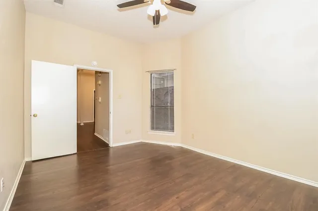 $2,400 | 6308 Winton Street, Dallas, TX 75214