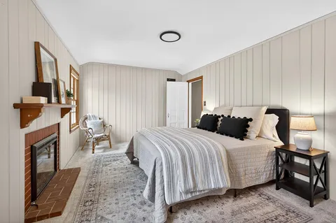 $1,195,000 | 412 West Minnehaha Parkway, Minneapolis, MN 55419
