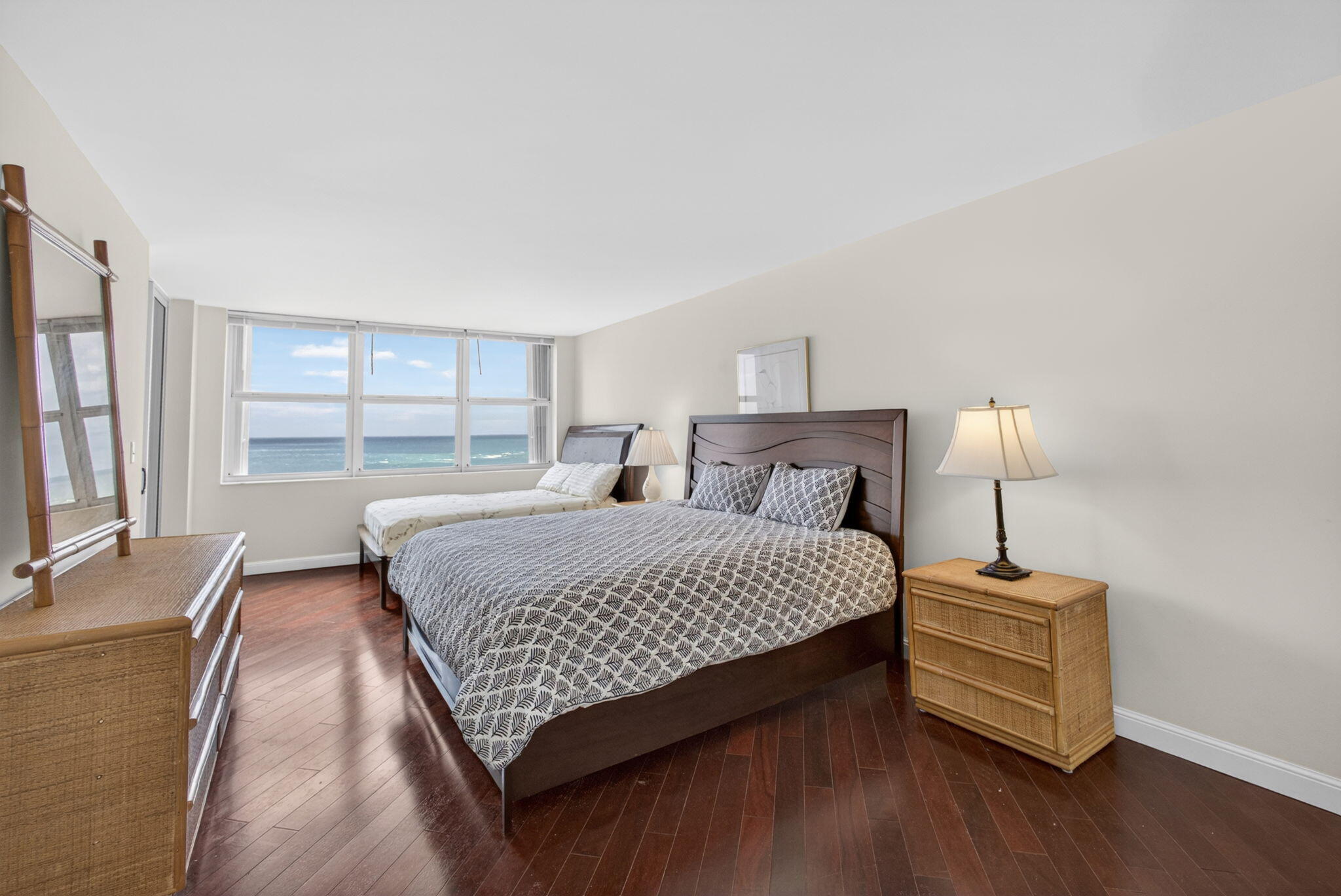 5200 North Ocean Drive, Unit 1004 Singer Island, FL 33404 - Photo 18 of 39 Primary Bedroom