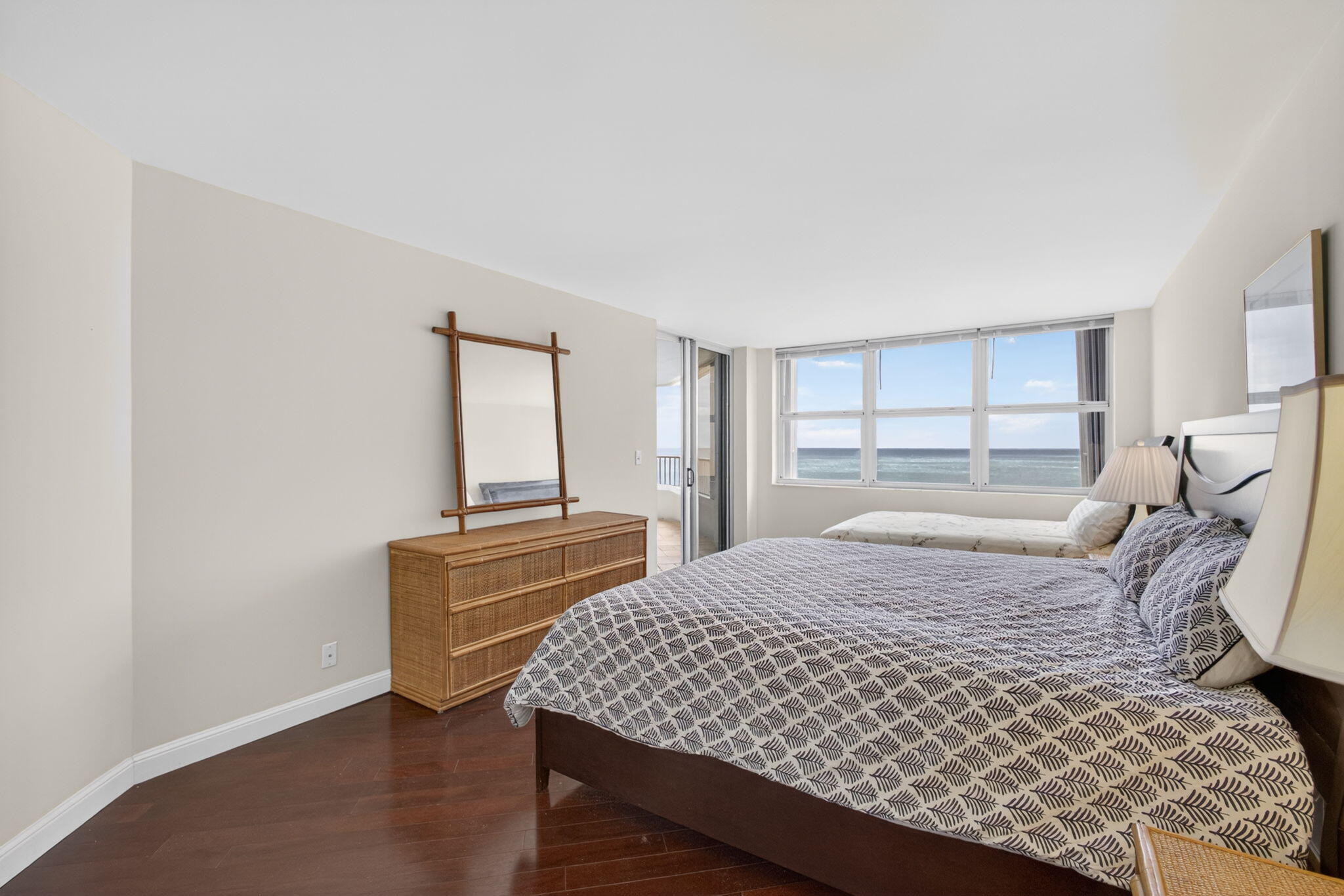 5200 North Ocean Drive, Unit 1004 Singer Island, FL 33404 - Photo 19 of 39 Primary Bedroom
