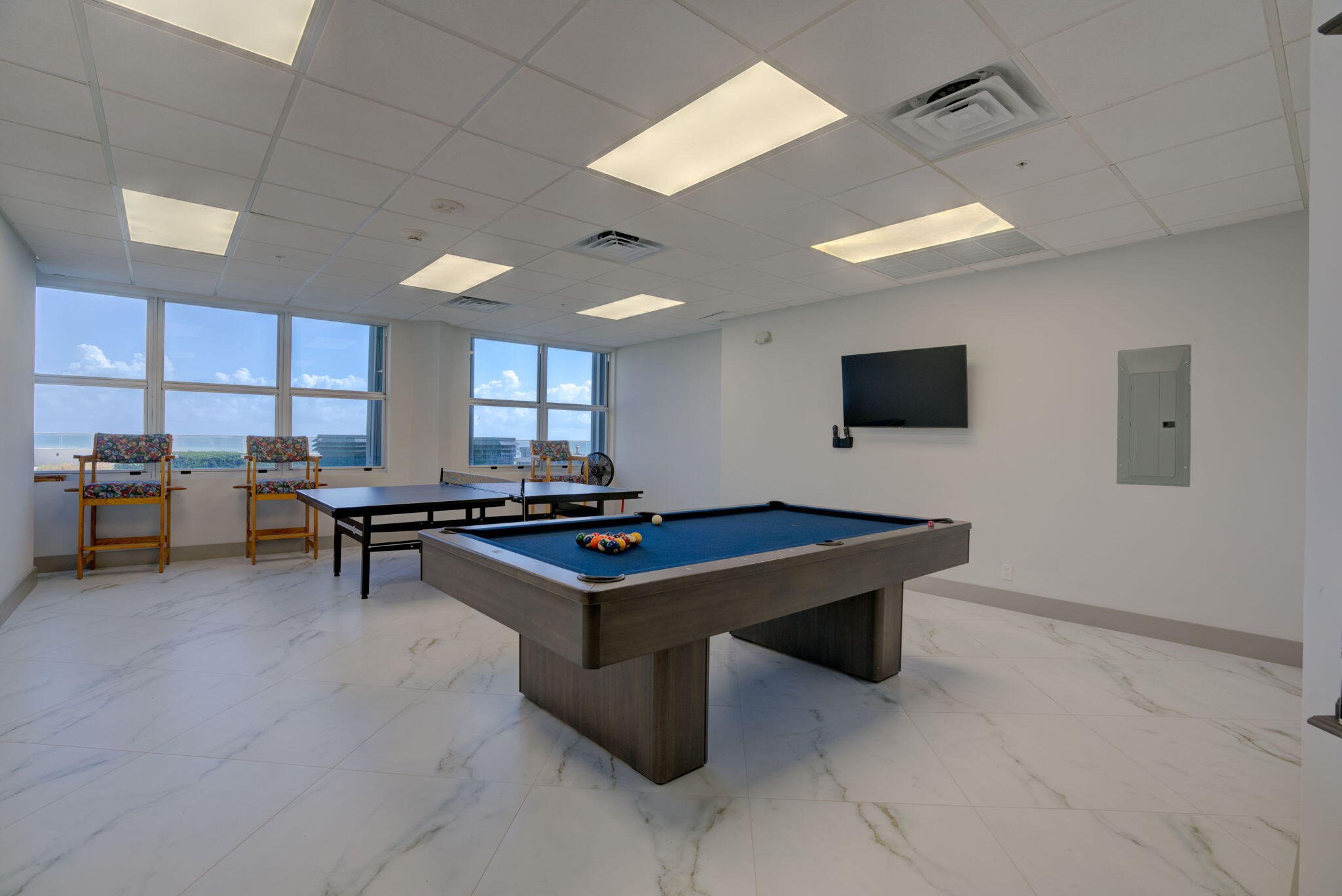 5200 North Ocean Drive, Unit 1004 Singer Island, FL 33404 - Photo 37 of 39 Game Room