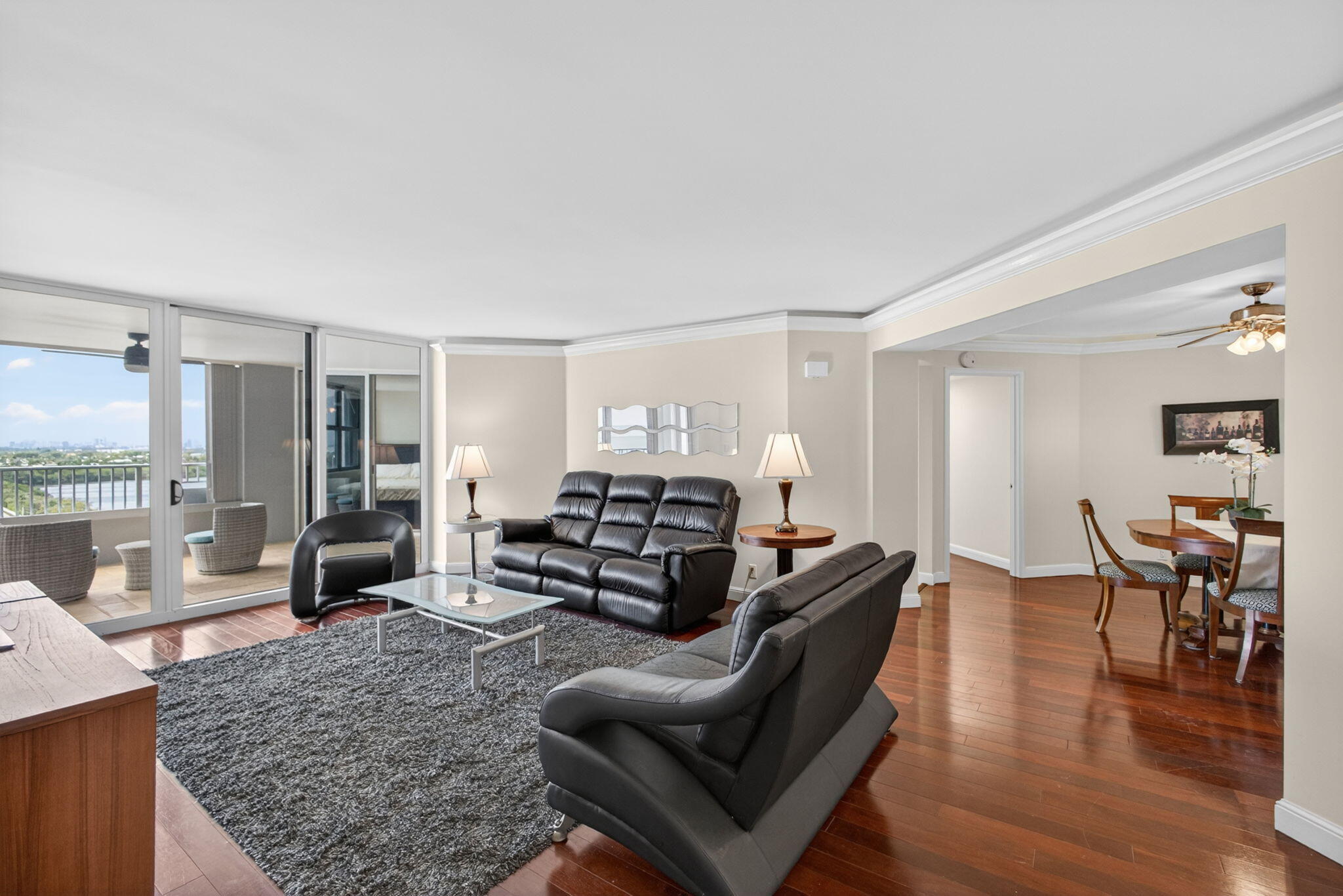 5200 North Ocean Drive, Unit 1004 Singer Island, FL 33404 - Photo 6 of 39 Living Room