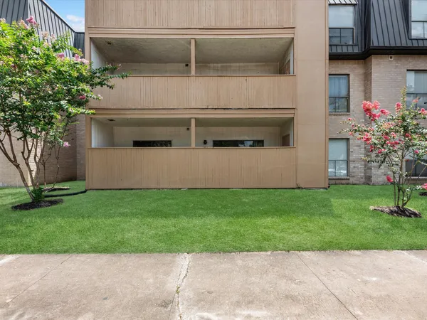 $109,000 | 8423 Hearth Drive, Unit 3, Houston, TX 77054