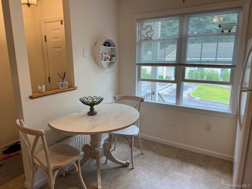 1870 Baldwin Road, Unit 16 Yorktown Heights, NY 10598 - Photo 4 of 21 Kitchen of a similar unit.