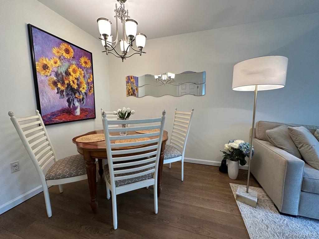 1870 Baldwin Road, Unit 16 Yorktown Heights, NY 10598 - Photo 9 of 21 Living room of similar unit.