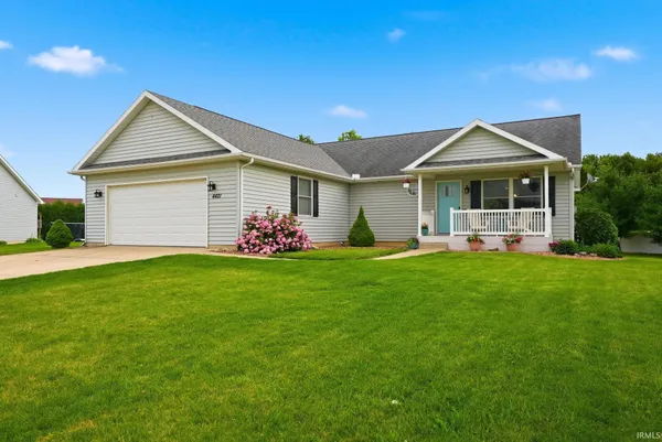 $329,000 | 4421 Magill Court, Syracuse, IN 46567