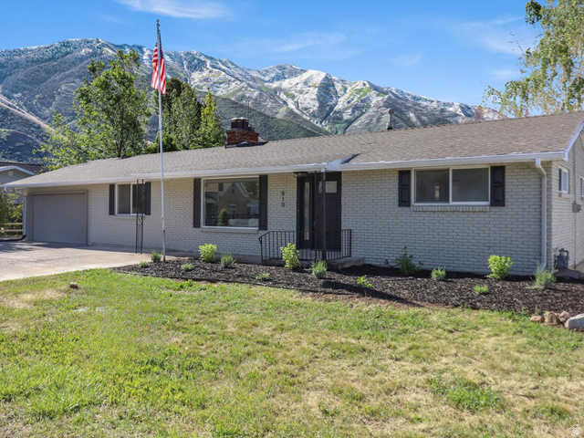 810 East Maple Street Mapleton, UT 84664 - Photo 1 of 49