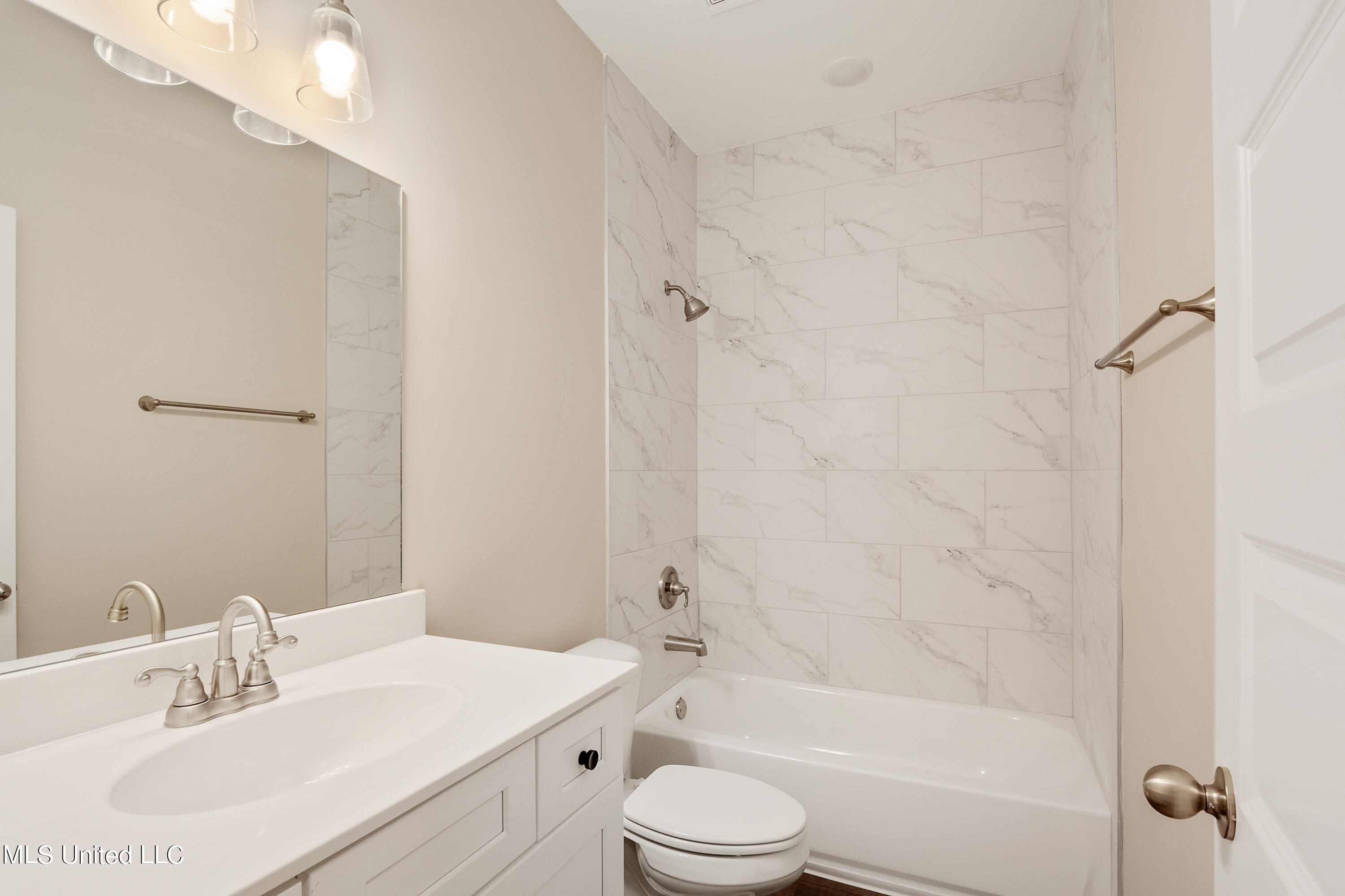 619 Centerline Roper Loop Byhalia, MS 38611 - Photo 14 of 24 030-16250 Centerline Roper Loop-MLS Vers