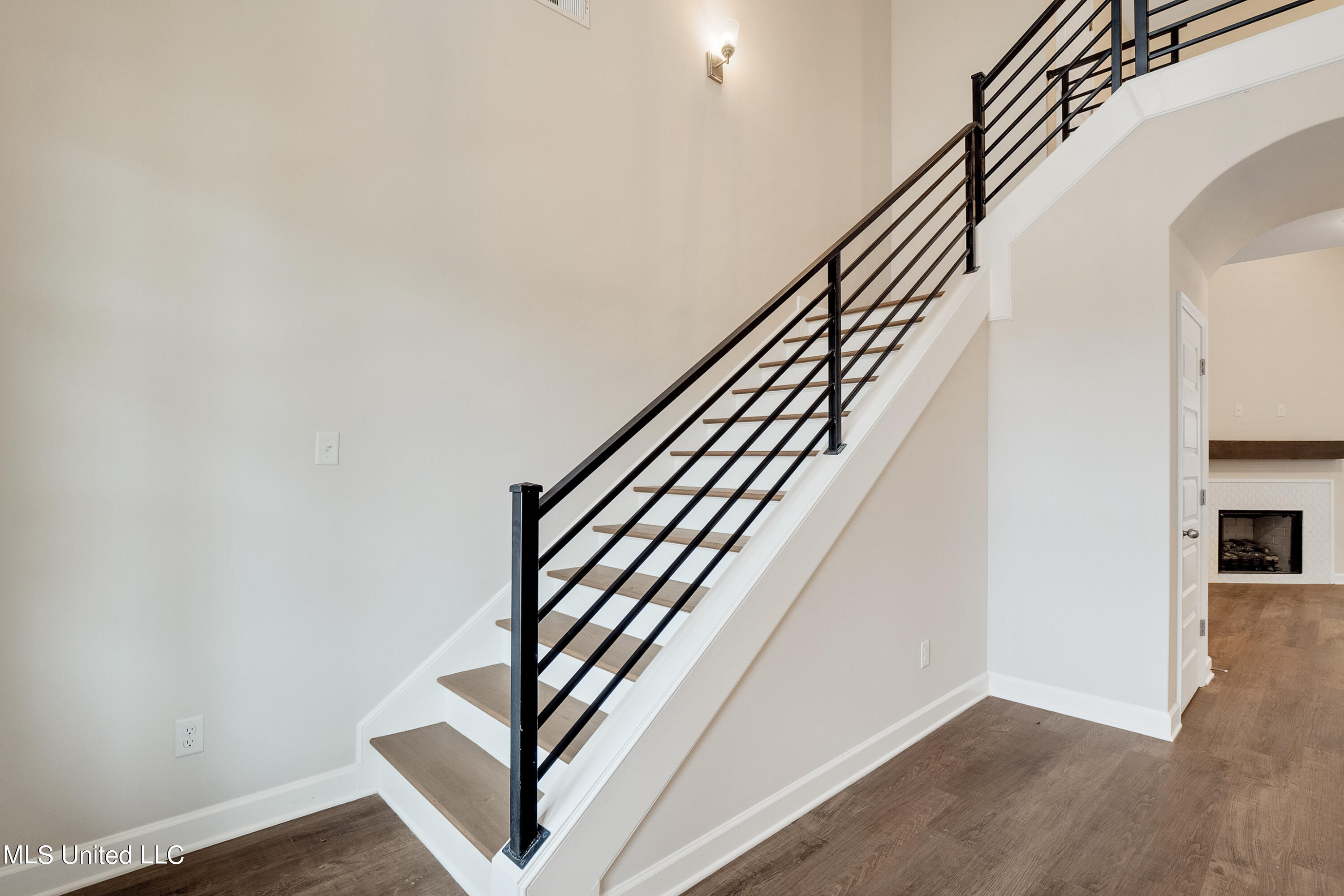 619 Centerline Roper Loop Byhalia, MS 38611 - Photo 15 of 24 031-16250 Centerline Roper Loop-MLS Vers