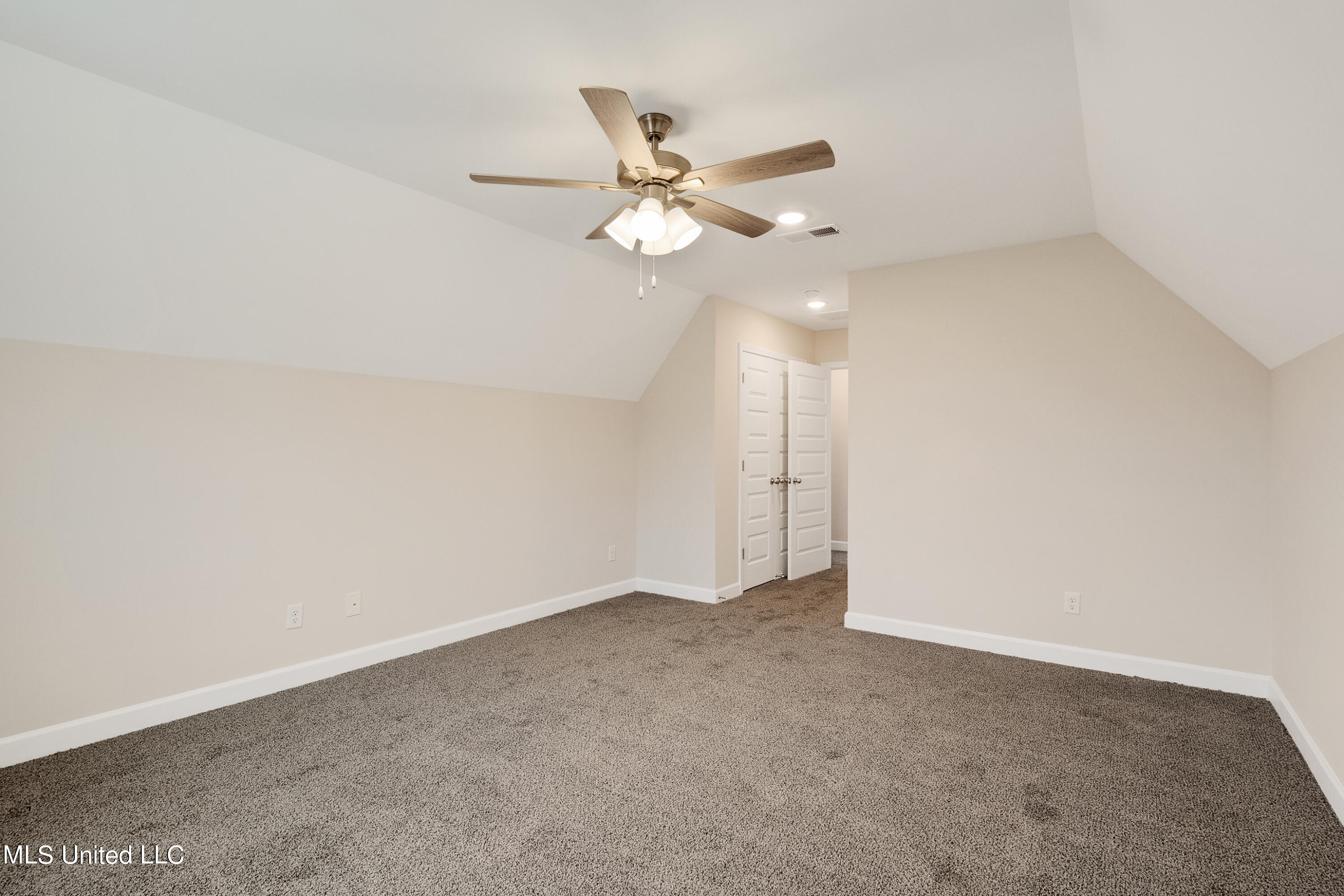 619 Centerline Roper Loop Byhalia, MS 38611 - Photo 22 of 24 041-16250 Centerline Roper Loop-MLS Vers