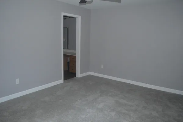 $2,450 | 710 Knoxbury Drive, Unit 1, Schererville, IN 46375