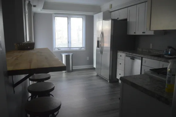 $2,450 | 710 Knoxbury Drive, Unit 1, Schererville, IN 46375