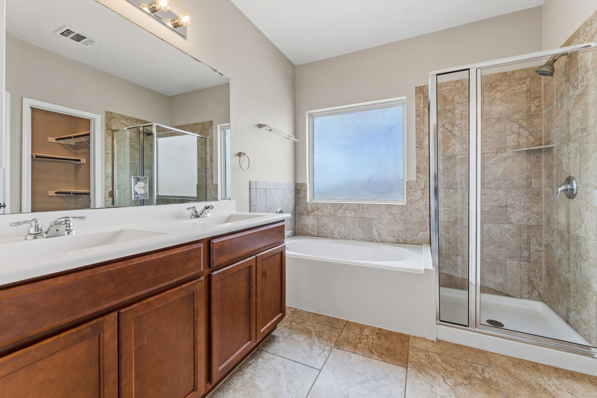 10217 Pinnacle Crest Loop Austin, TX 78747 - Photo 26 of 39