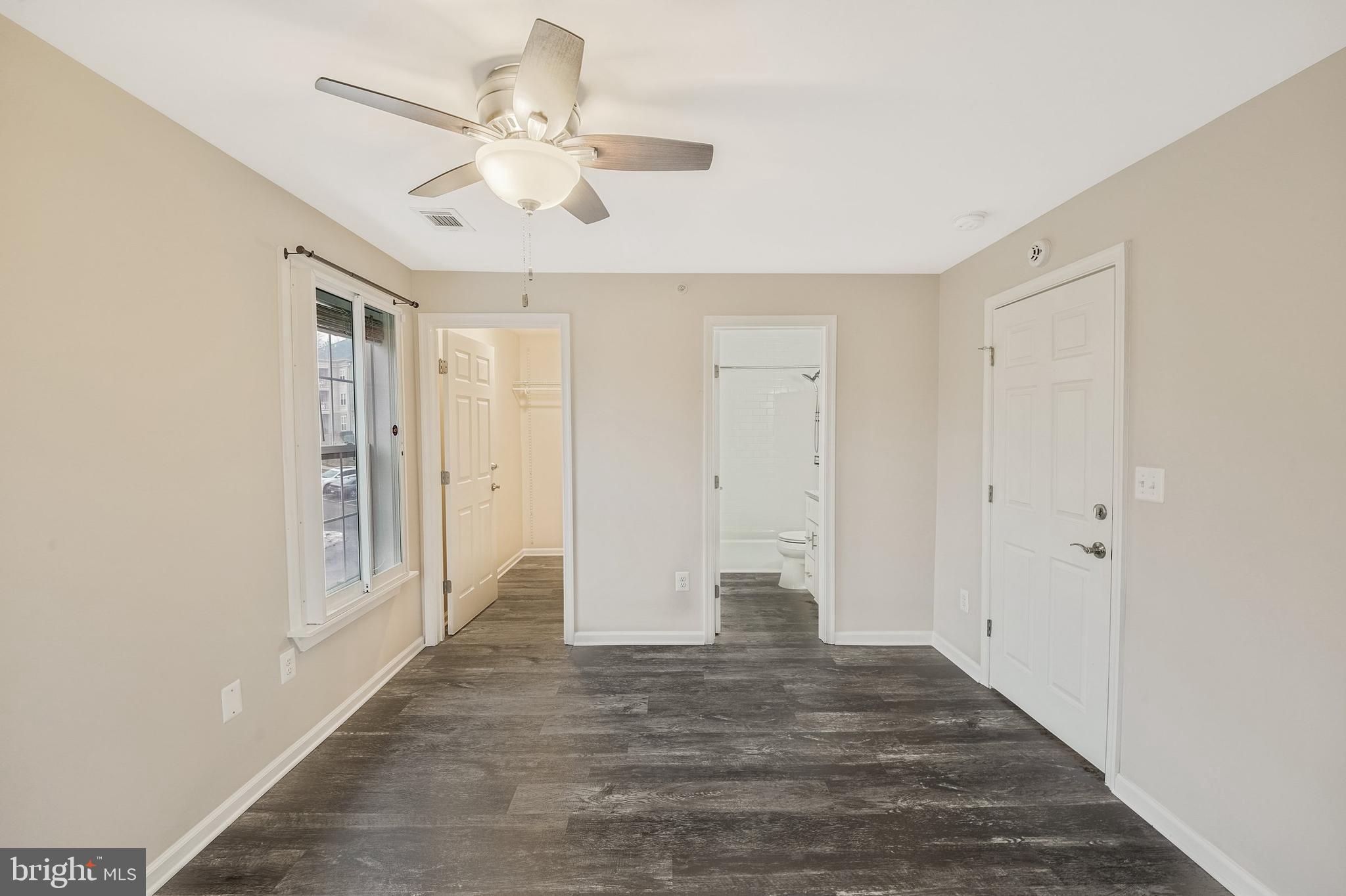 1060 Gardenview Loop, Unit 403 Woodbridge, VA 22191 - Photo 14 of 25