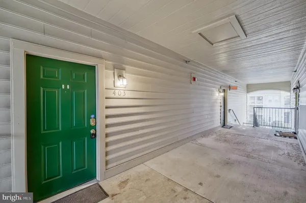 $2,300 | 1060 Gardenview Loop, Unit 403, Woodbridge, VA 22191