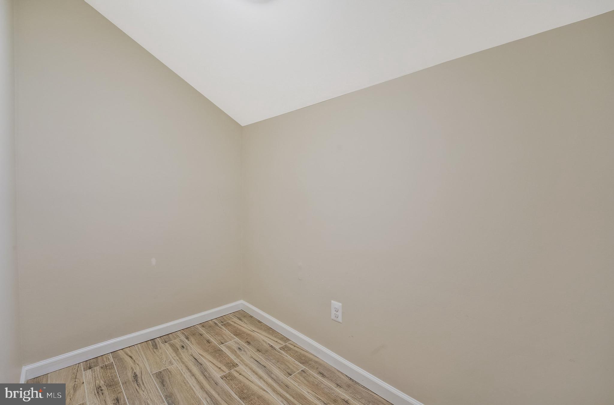 1060 Gardenview Loop, Unit 403 Woodbridge, VA 22191 - Photo 23 of 25