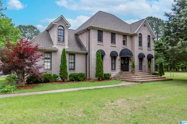 $895,000 | 6035 Bluebird Lane, Leeds, AL 35094