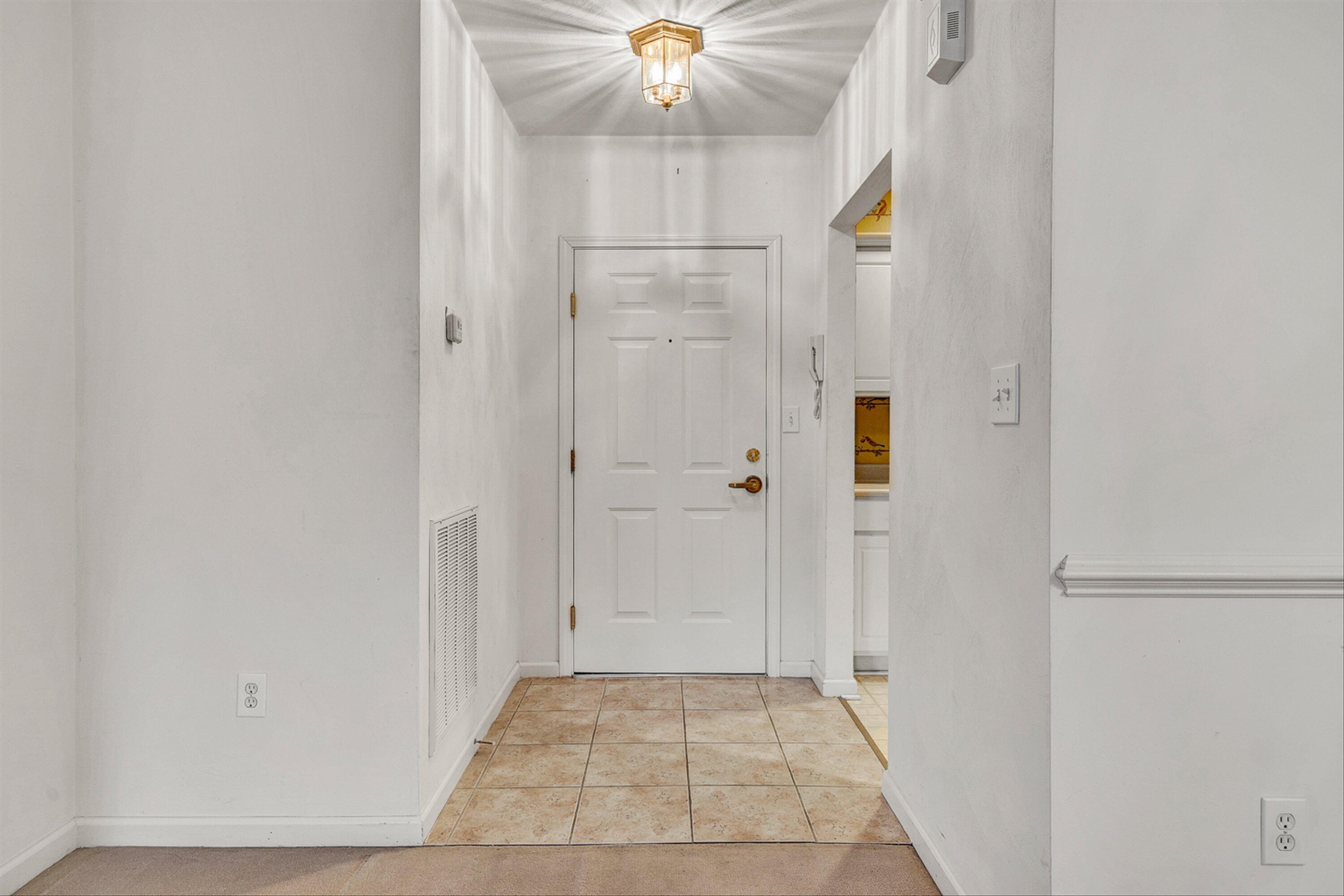 4438 Pheasant Ridge Road, Unit 308 Roanoke, VA 24014 - Photo 5 of 27 05-DSC2117