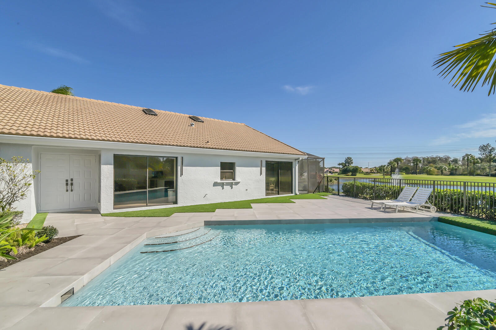 11170 Highland Circle Boca Raton, FL 33428 - Photo 33 of 43 33 Swimming pool 05