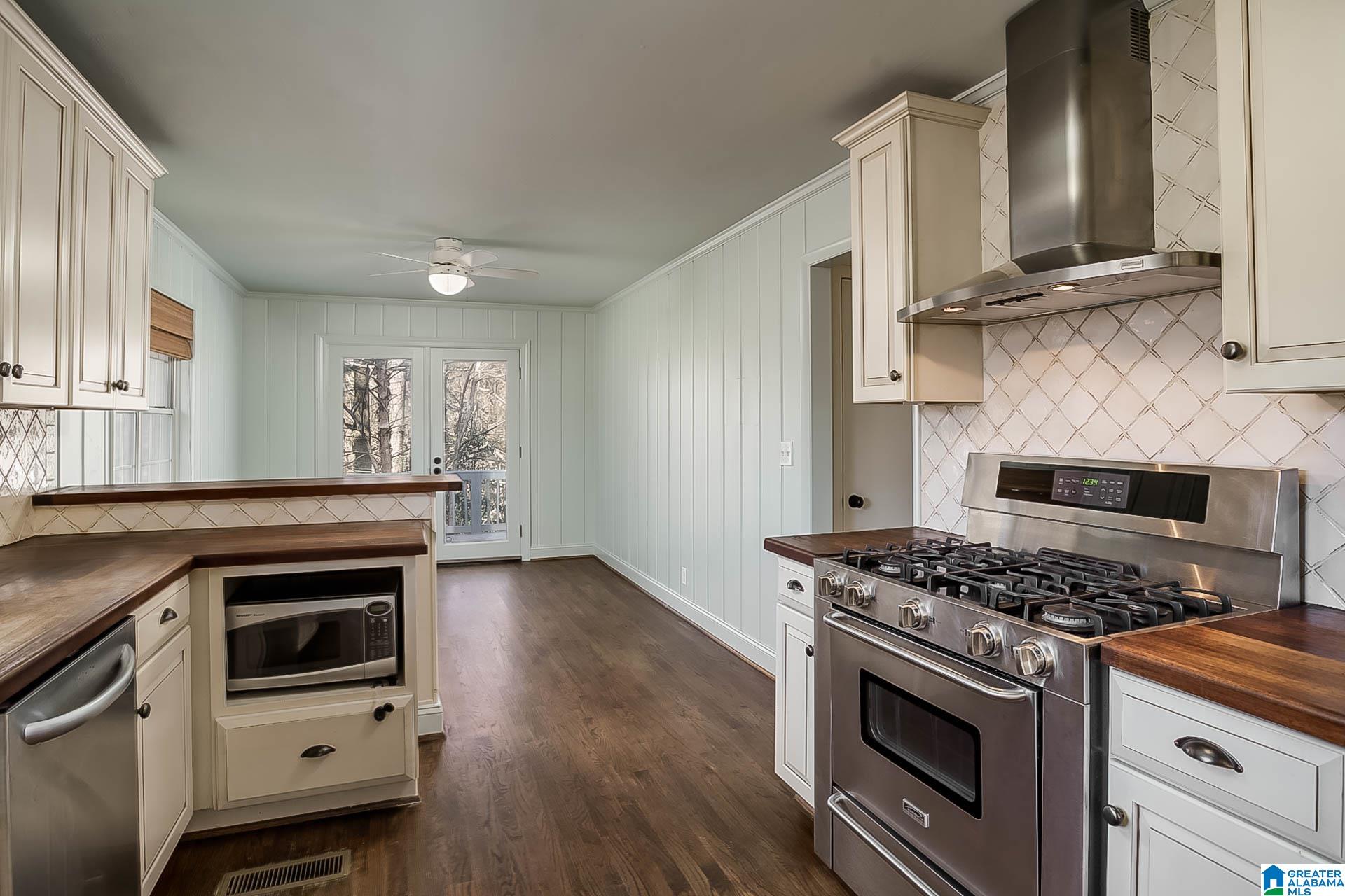 418 Devon Drive Birmingham, AL 35209 - Photo 13 of 45