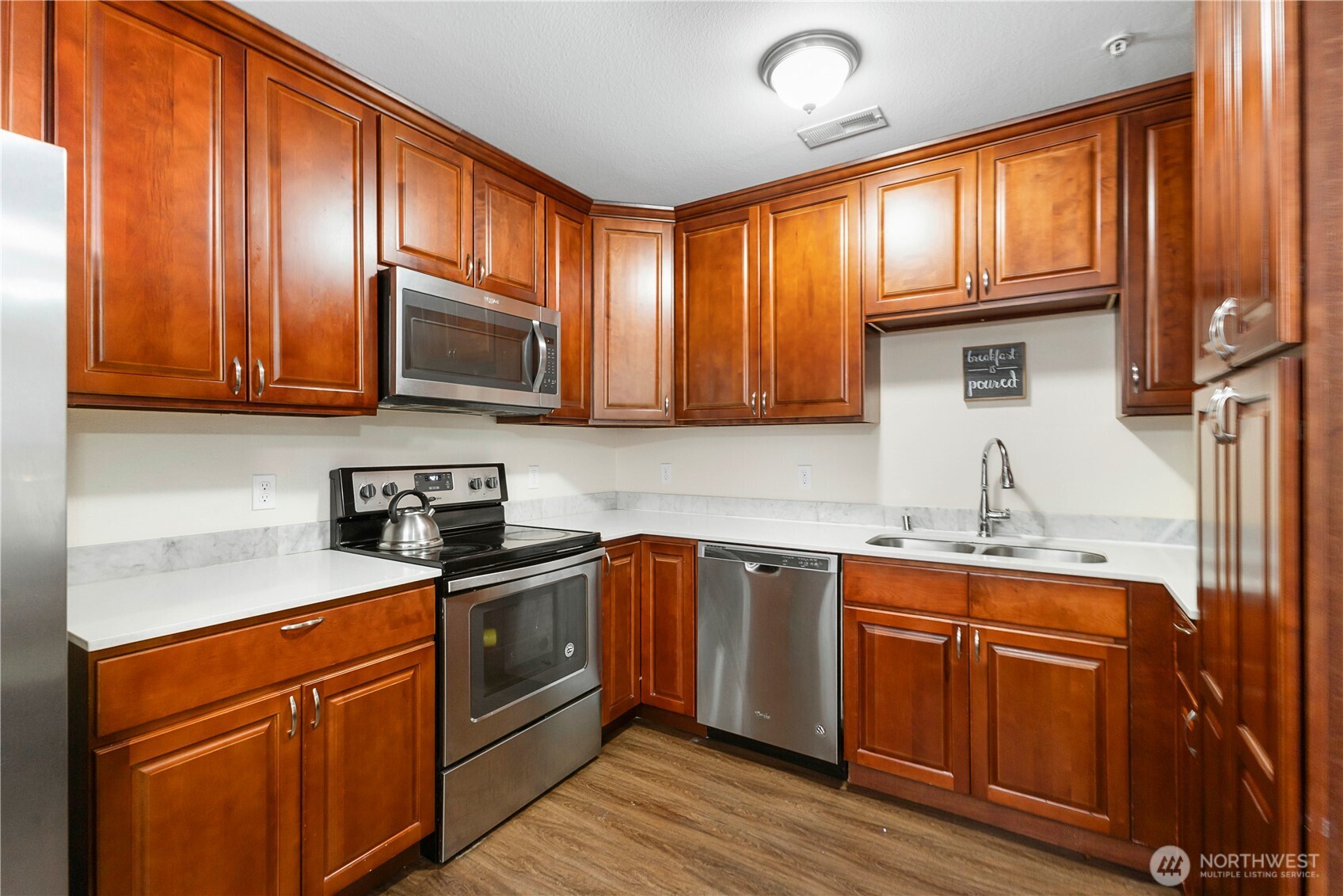 12228 Southeast Petrovitsky Road, Unit 2B Renton, WA 98058 - Photo 15 of 24