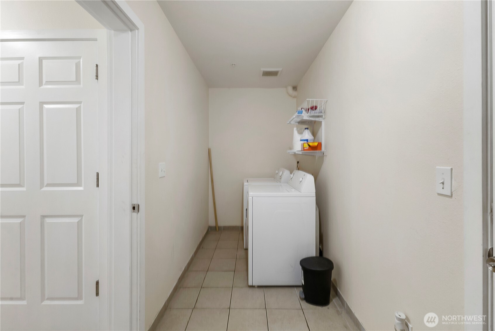 12228 Southeast Petrovitsky Road, Unit 2B Renton, WA 98058 - Photo 20 of 24