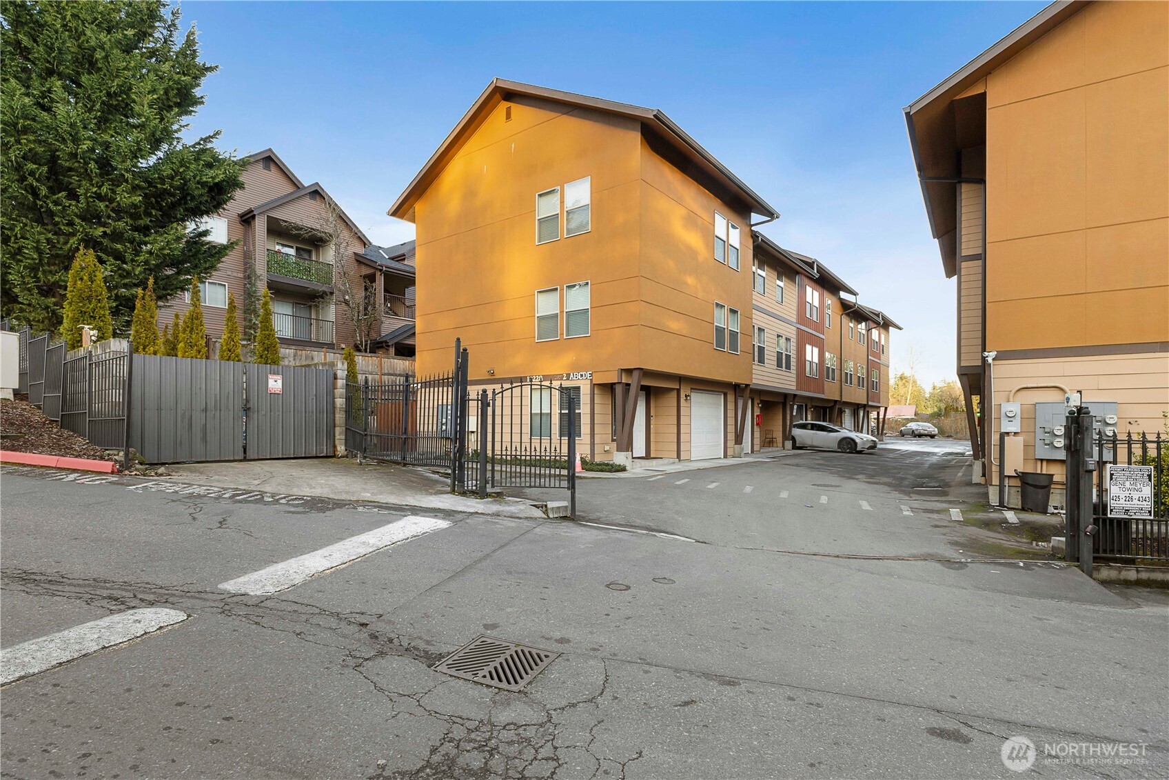 12228 Southeast Petrovitsky Road, Unit 2B Renton, WA 98058 - Photo 23 of 24