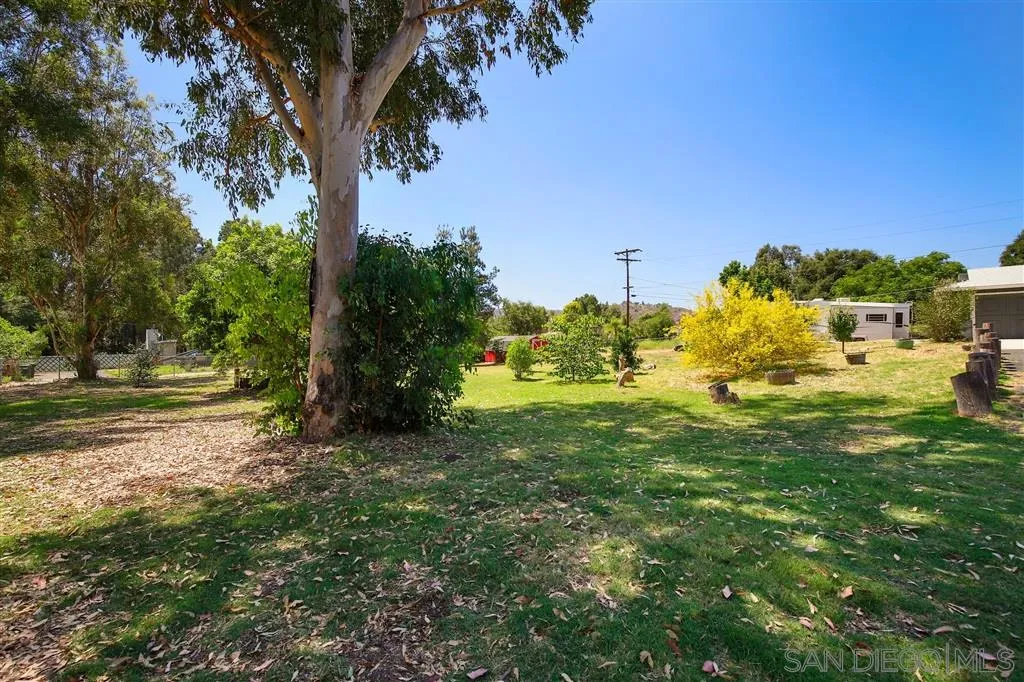 2465 Melru Lane Escondido, CA 92026 - Photo 19 of 25 a view of a yard