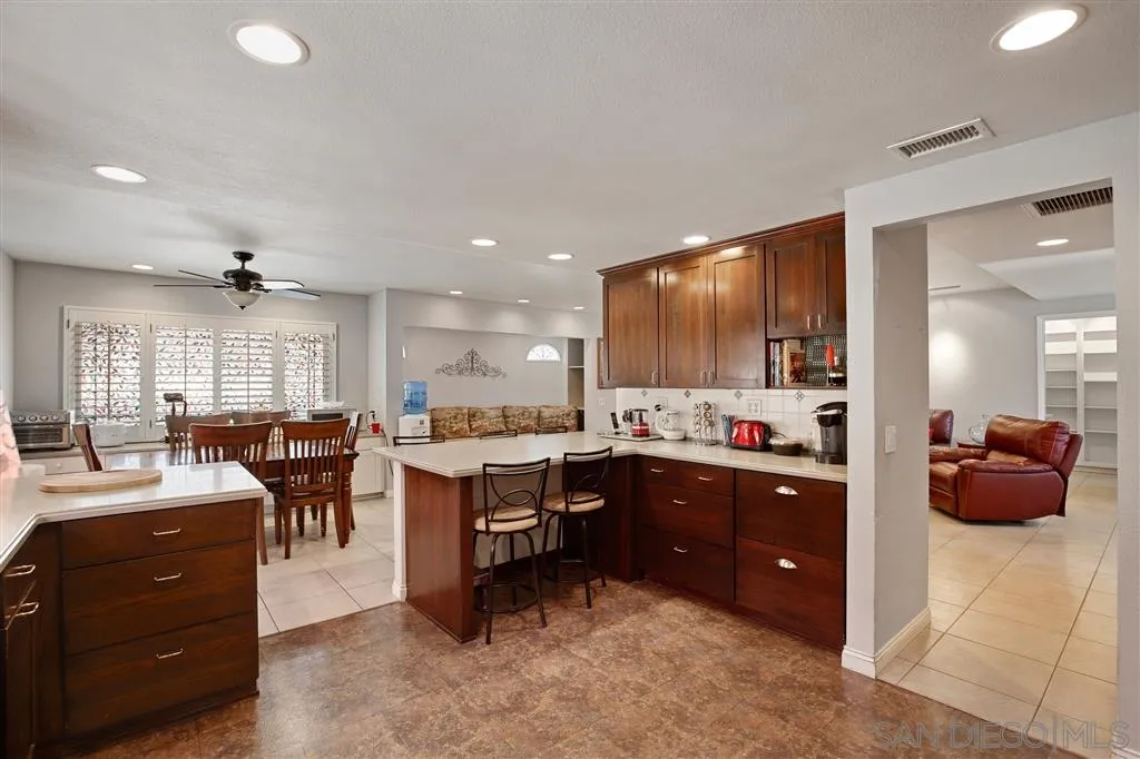 2465 Melru Lane Escondido, CA 92026 - Photo 10 of 25 a open kitchen with lots of counter top space