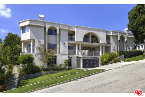 $949,000 | 4003 Sunset Drive, Unit 8, Los Angeles, CA 90027