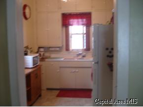 2312 Yale Boulevard Springfield, IL 62703 - Photo 4 of 9