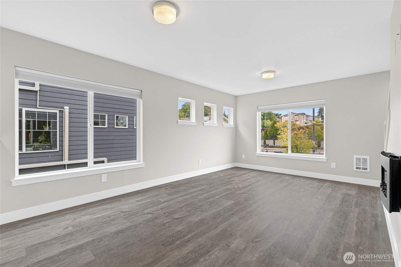 2732 South Andover Street Seattle, WA 98108 - Photo 11 of 35