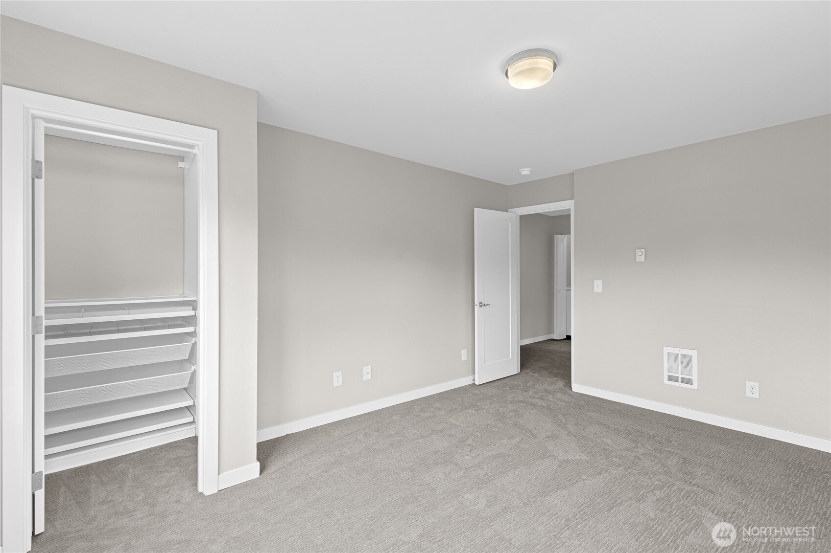 2732 South Andover Street Seattle, WA 98108 - Photo 16 of 35