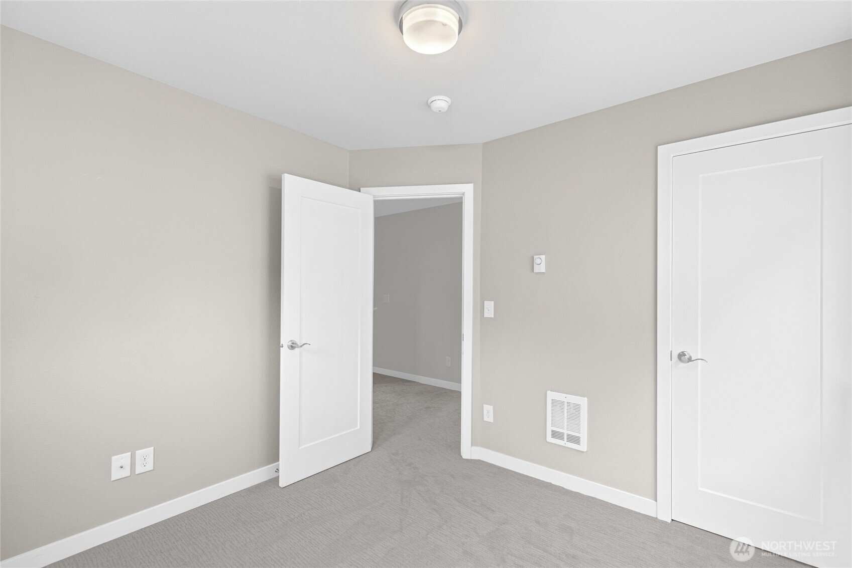 2732 South Andover Street Seattle, WA 98108 - Photo 20 of 35