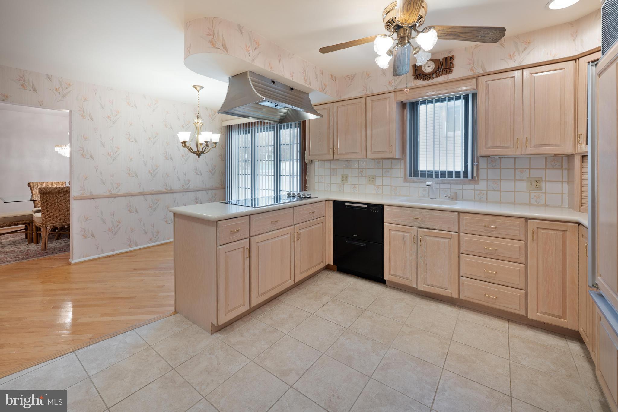 19 Orchid Lane Cherry Hill, NJ 08002 - Photo 11 of 24